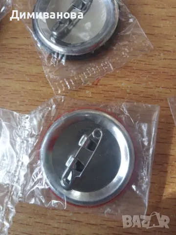 12 значки 30 мм ( Metallica, Kurt, череп ), снимка 5 - Колекции - 48878941