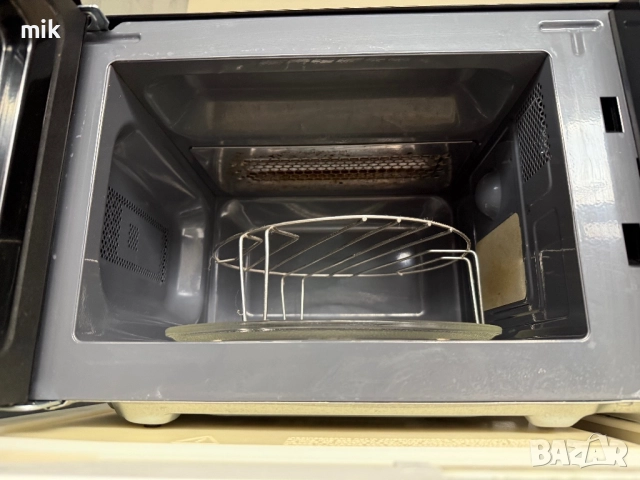 Черна микровълнова печка с грил , снимка 4 - Микровълнови - 52972596
