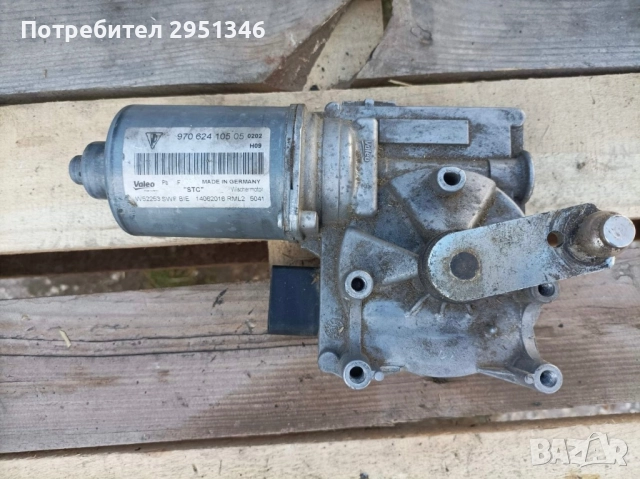 Моторче предни чистачки Porsche Panamera 97062410505, снимка 4 - Части - 52339951