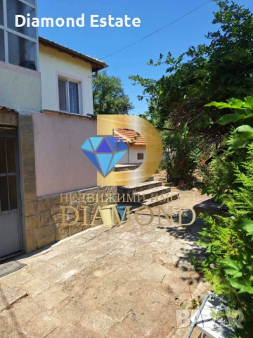 Двуетажна къща в село Добрич, общ. Димитровград, снимка 6 - Къщи - 51204658