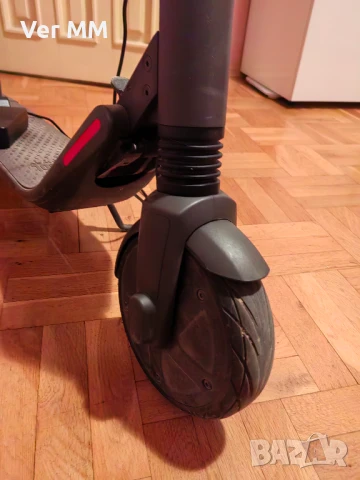 Електрическа тротинетка Segway KickScooter ES2, снимка 6 - Скейтборд, ховърборд, уейвборд - 51047446