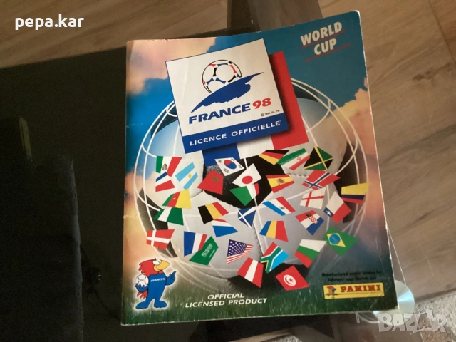 Каталог Франция 98 с всички 29 отбора със снимки на отбора 