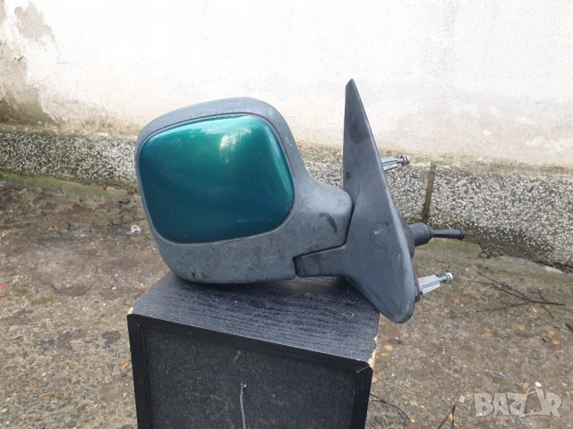 Citroen Berlingo Peugeot Partner огледало дясно зелено