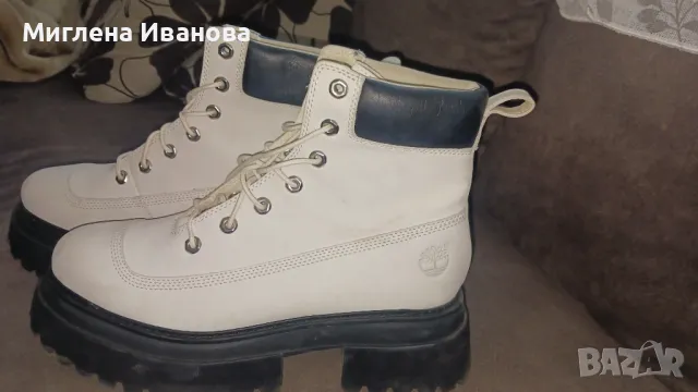 Ботуши42 номер Timberland , снимка 2 - Дамски ботуши - 49581031