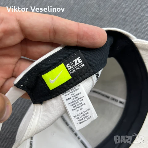Nike Ретро Шапка С козирка Бяла Swoosh Snapback, снимка 2 - Шапки - 51040302