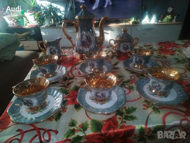 Изключително красив англйиски  порцеланови сервиз за кафе или чай Състои се от 15 части.  Ярки цвето, снимка 12 - Сервизи - 43541539