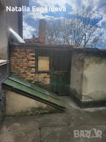Двуетажна къща, с Драгичево , снимка 13 - Къщи - 43882025