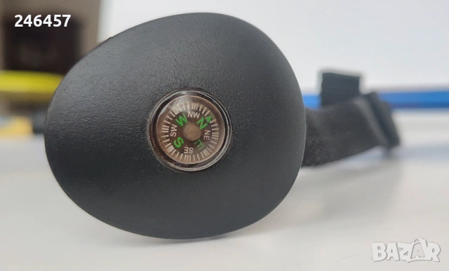 Сгъваеми щеки с компас за туризъм и за ски., снимка 2 - Зимни спортове - 53480233