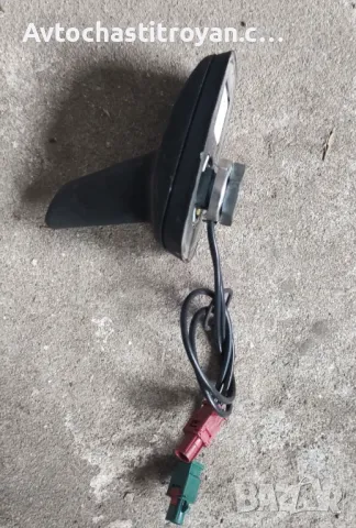 Антена - акула Vw Golf 5, Passat 6, Bora - 1K0 035 507 F, снимка 1