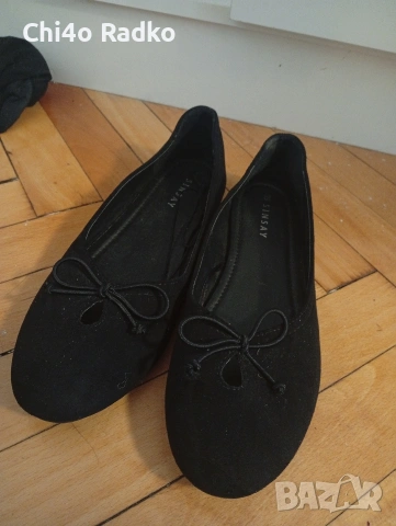 обувки , снимка 2 - Дамски ежедневни обувки - 53021047