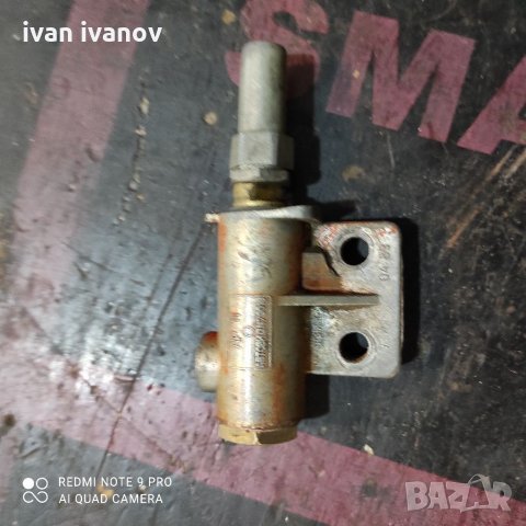 Клапан Налягане масло, снимка 2 - Селскостопанска техника - 33115925