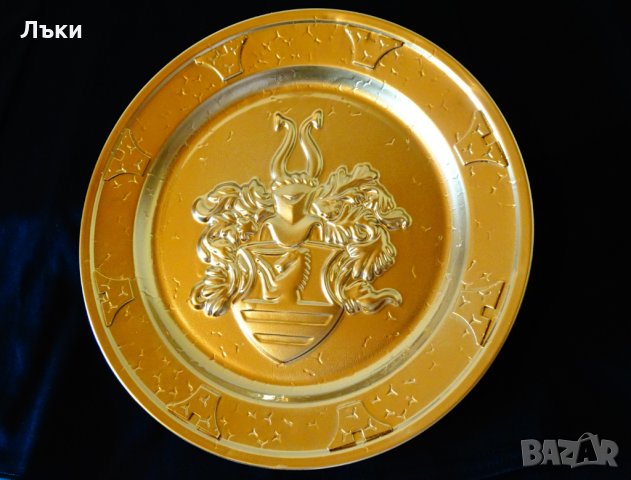 Чиния за стена,пано с рицар,изправен кон,орнаменти., снимка 3 - Антикварни и старинни предмети - 32388523