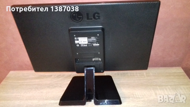 Повреден LG 19EN33S монитор, снимка 3 - Монитори - 52663154