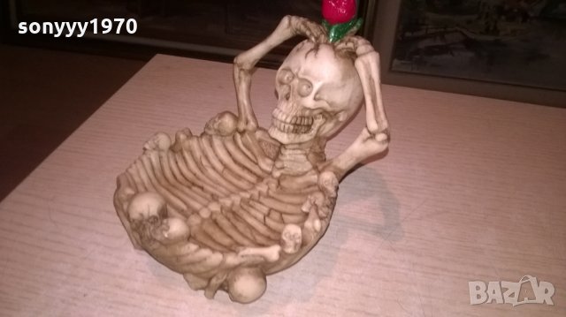 черепи-Декоративен пепелник-14х12х12см, снимка 8 - Колекции - 26905679