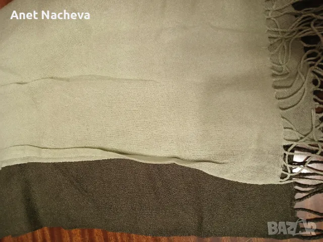 Шалове вълнени за зима два броя , снимка 2 - Шалове - 48264805