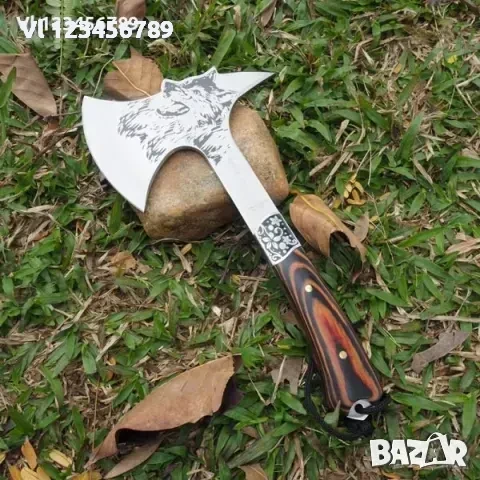 Руска компактна брадвичка с гравиран вълк Кемпинг Топор ст 65х13