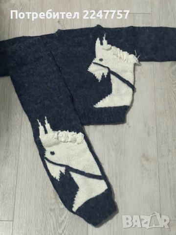 Нова ръчно плетена жилетка 100% вълна, снимка 3 - Жилетки и елечета за бебе - 44025939