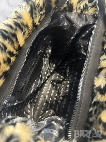 Moschino дамски чанти Различни цветове , снимка 3 - Чанти - 49200041