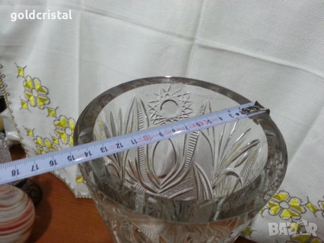 кристална ваза, снимка 6 - Антикварни и старинни предмети - 16244474