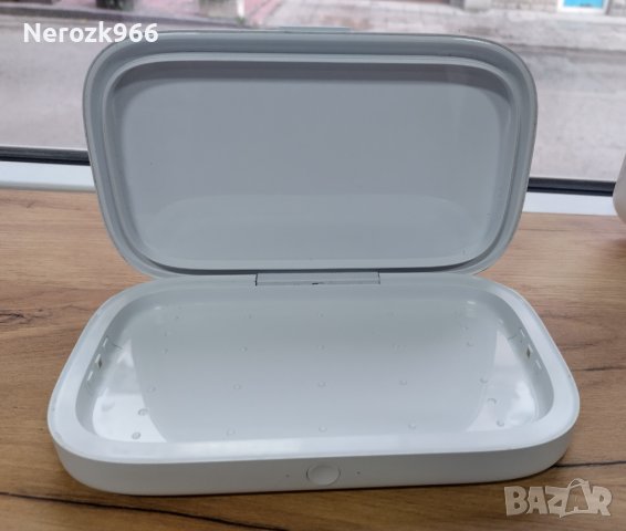  UV дезинфектант+безжично зарядно устройство Belkin UV Sanitizer with Wireless Charging