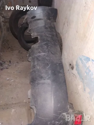 Задна броня за Ford Maverick 2002