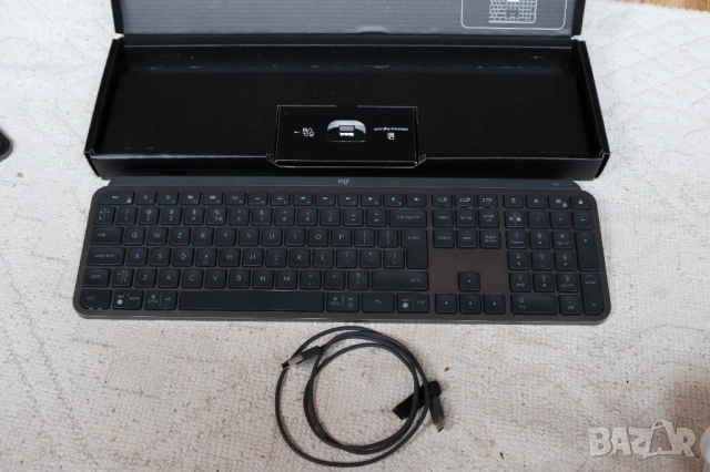 Микрофони, стойки, клавиатури, падове, рекордер, подложка, кабели и др, снимка 9 - Микрофони - 52593661