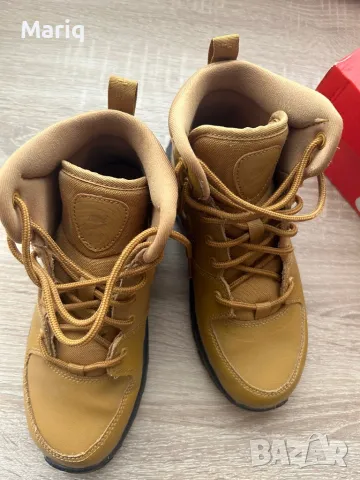 Боти Nike 35 номер, снимка 4 - Детски боти и ботуши - 47470971