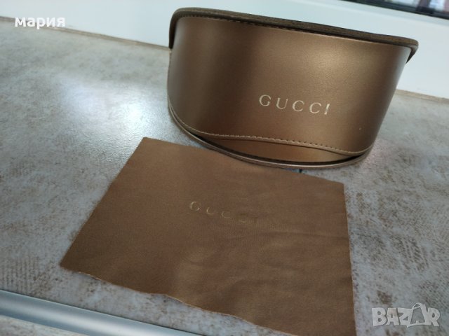 Оригинална кутия с кърпичка за слънчеви очила Gucci, снимка 8 - Слънчеви и диоптрични очила - 39972406