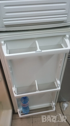 Хладилник с камера Liebherr, снимка 6 - Хладилници - 52815692