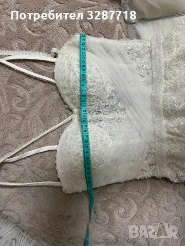 Уникална булчинска рокля и подаръци към нея (обувки, чанта и аксесоар за коса), снимка 6 - Сватбени рокли - 50315960