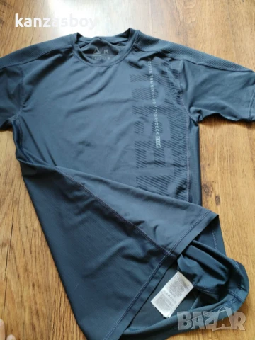 reebok - страхотна мъжка тениска КАТО НОВА М, снимка 9 - Тениски - 50966888