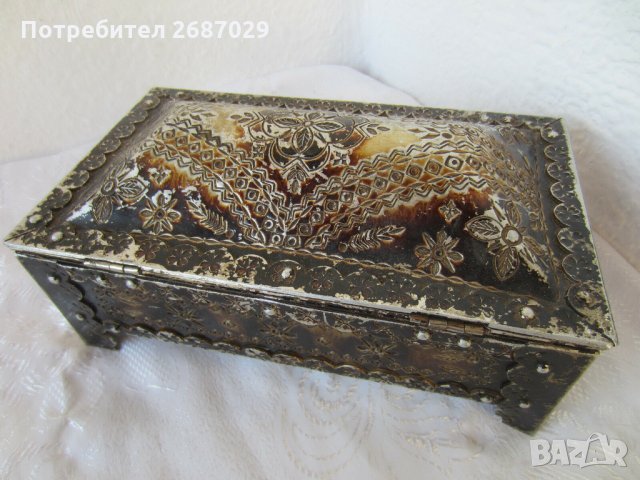 Стара голяма метална кутия, кутия за бутилка, кутия с плъзгащ капак, дървена ГДР