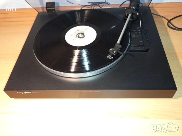 Автоматичен грамофон Grundig Fine Arts TT1