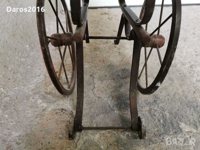 Страхотна детска количка от ратан, дърво и желязо , снимка 12 - Антикварни и старинни предмети - 32961551