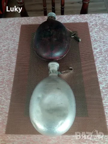 Две антики-войнишки манерки.Цената е за двете., снимка 2 - Антикварни и старинни предмети - 47796320