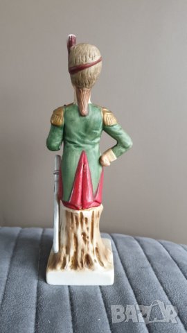 Порцеланова фигура на пехотинец ФРАНЦИЯ от 20 век, снимка 5 - Антикварни и старинни предмети - 43697913