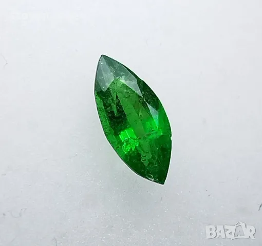 Цаворит гранат в блестящо наситено зелено - 0.98кт.! Нов!, снимка 8 - Други - 49264912