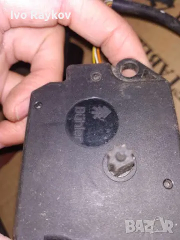 Моторче парно за  Renault Scenic , 16107222100 , снимка 7 - Части - 46941845