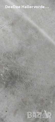 Предна броня Mercedes Benz C Класа W204 AMG предифейс, снимка 7 - Части - 43412222