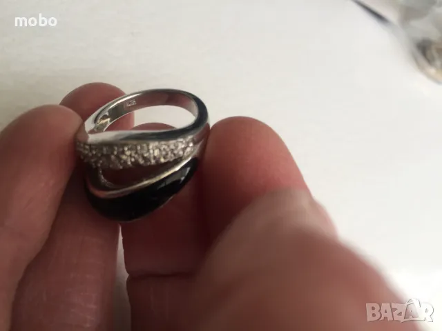 Красив  сребърен пръстен  с цирконий  и черен камък , общо тегло 7.05г  , снимка 4 - Пръстени - 49901254