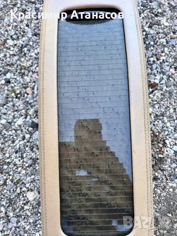 Подлакътник Кожен заден за Мерцедес CLS. W219. 2007г, снимка 2 - Части - 53171697