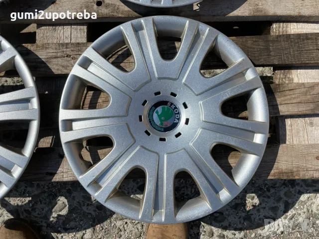 15 цола Тасове SKODA Fabia Octavia 1Z0601147E Оригинал, снимка 2 - Аксесоари и консумативи - 50244437