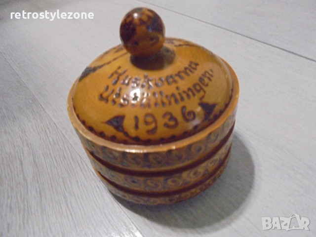 № 8284 № 8284 Стара дървена кутия с орнаменти, снимка 4 - Антикварни и старинни предмети - 51884863