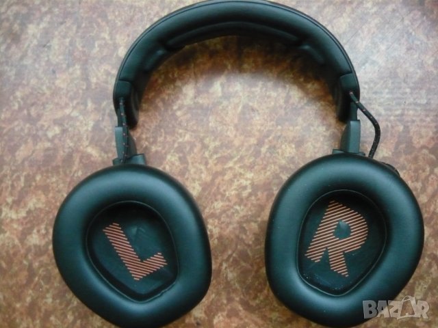  JBL Quantum ONE Слушалки, снимка 1 - Слушалки и портативни колонки - 39704599