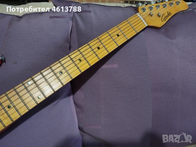 Електрическа китара с мейпъл гриф, снимка 3 - Китари - 52857909
