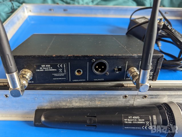 AKG WMS450 Безжична микрофонна система, снимка 13 - Други - 44011011