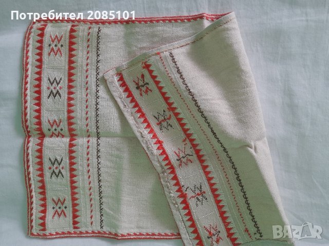 Бродирано каре, снимка 4 - Антикварни и старинни предмети - 43868330