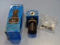 пневматичен регулатор Festo LR-1/4-S-O-B 15 0047 Pneumatic Pressure Regulator 0-10Bar, снимка 1