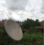 Параболична сателитна антена с D = 210 см. с желязна стойка, снимка 1 - Приемници и антени - 40605309