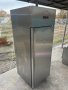 професионален хладилник вертикален profesionalen hladilnik vertikalen, снимка 1 - Обзавеждане на кухня - 43118305